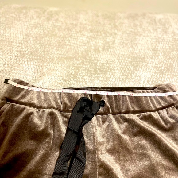 2pc Velour athletic set. Elevated Casual - Picture 5 of 8